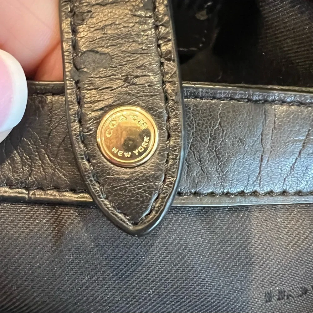 Coach Turnlock Tote (29086) Black EUC - Picture 10 of 12